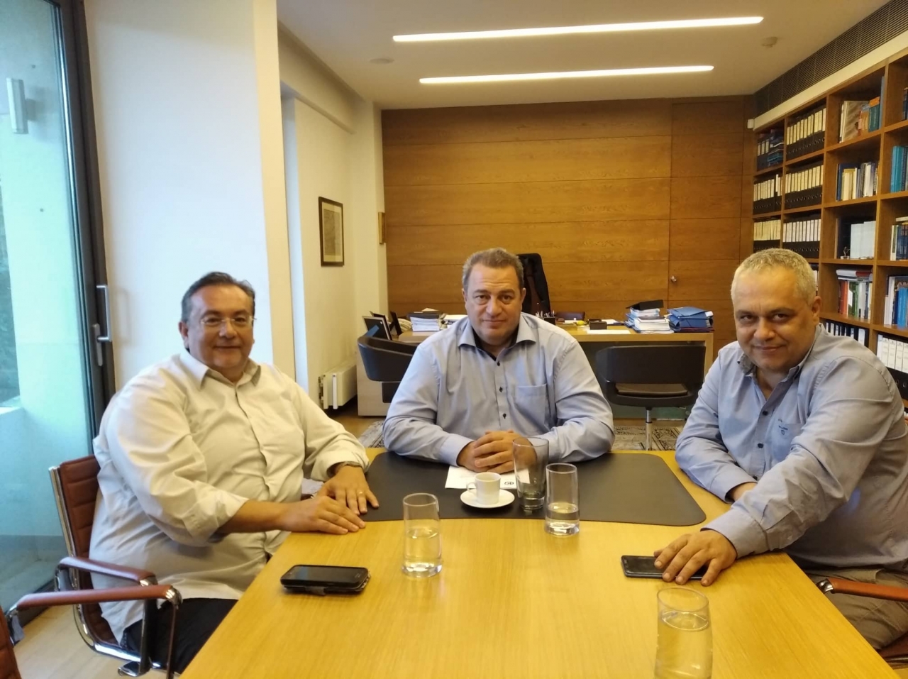 ΕΝΩΣΗ ΙΔΙΟΚΤΗΤΩΝ ΕΠΑΡΧΙΑΚΟΥ ΤΥΠΟΥ – Συνάντηση με τον Βουλευτή Ροδόπης κ. Ευρυπίδη Στυλιανίδη ΕΝΩΣΗ ΙΔΙΟΚΤΗΤΩΝ ΕΠΑΡΧΙΑΚΟΥ ΤΥΠΟΥ – Συνάντηση με τον Βουλευτή Ροδόπης κ. Ευρυπίδη Στυλιανίδη