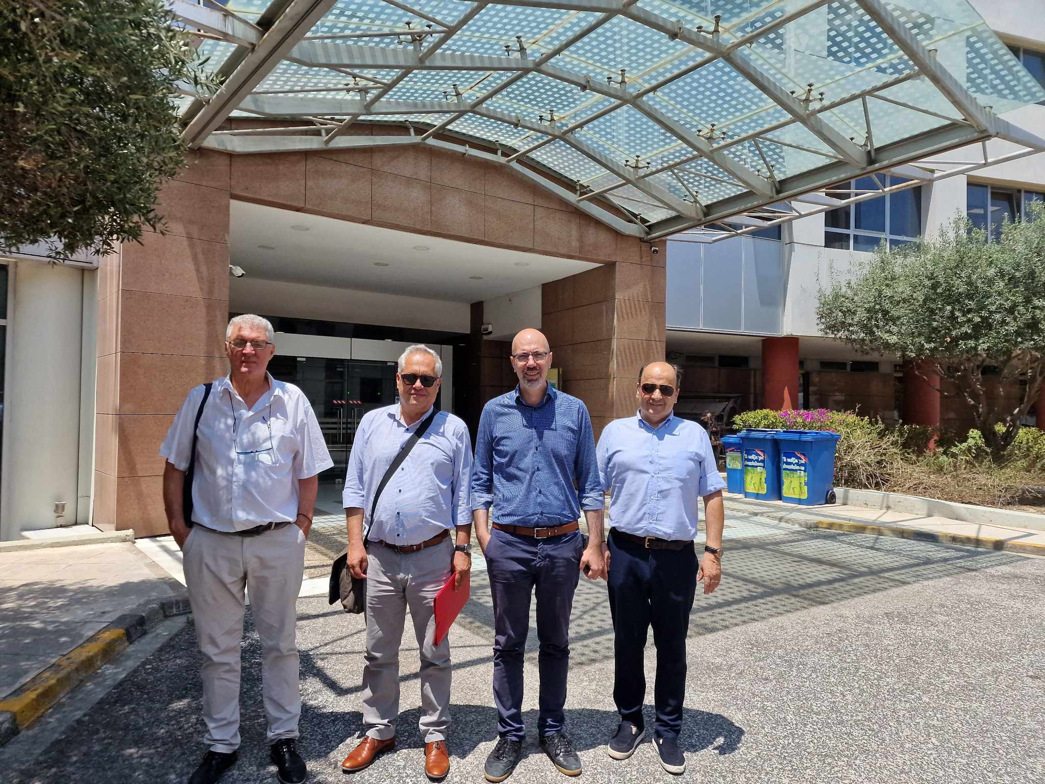 Συνάντηση εκπροσώπων της Ε.Ι.Ε.Τ. με τον Υφυπουργό Ψηφιακής Διακυβέρνησης και τον Γενικό Γραμματέα Ενημέρωσης Συνάντηση εκπροσώπων της Ε.Ι.Ε.Τ. με τον Υφυπουργό Ψηφιακής Διακυβέρνησης και τον Γενικό Γραμματέα Ενημέρωσης